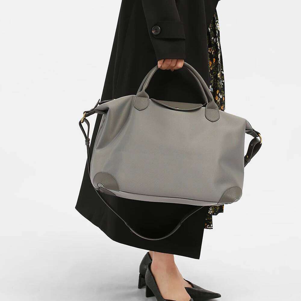 Women's Nylon Foldable Dumpling Classic Tote Design Large Capacity Waterproof Storage Fashion Commuter Bag