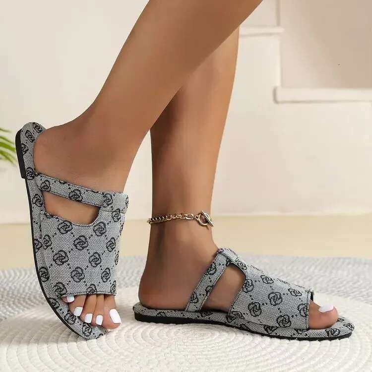 Free Shipping new slides designer Slippers for womans sandals flat fashion summer wer embroidery slipper outdoor Indoor shoes women