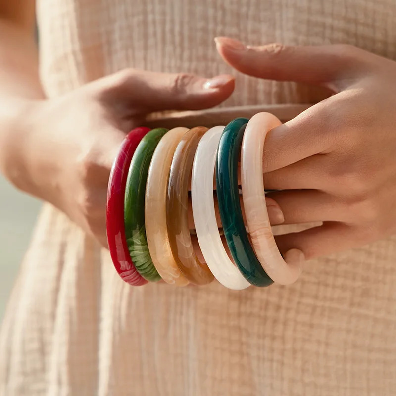 Color Simple Round Resin Bangles For Women Fashion Party Jewelry Acrylic Open Accessories Gifts 250517
