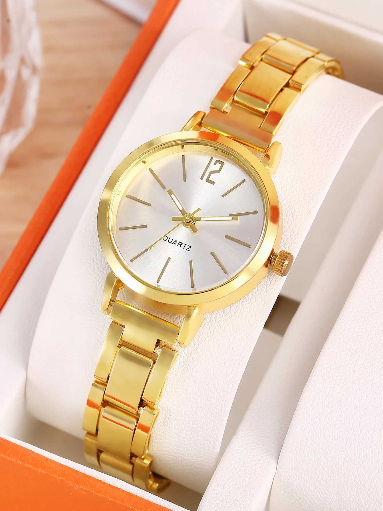 Fashion gold graduated compact womens quartz watch and LOVE bracelet set watch gift daily travel wear XJ250527