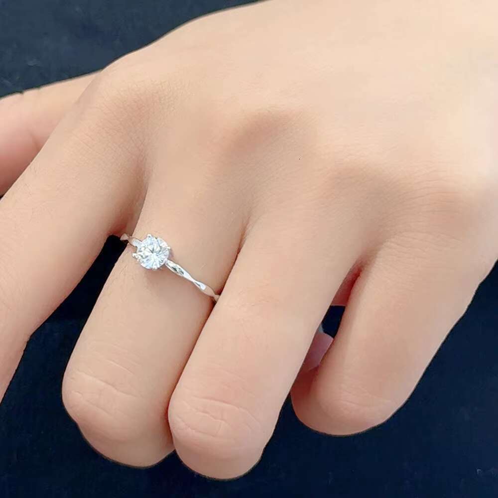 Classic Four-claw Simulated Diamond Rings 925 Sterling Silver Moissanite Solitaire Wedding Engagement Eternity Ring for Female