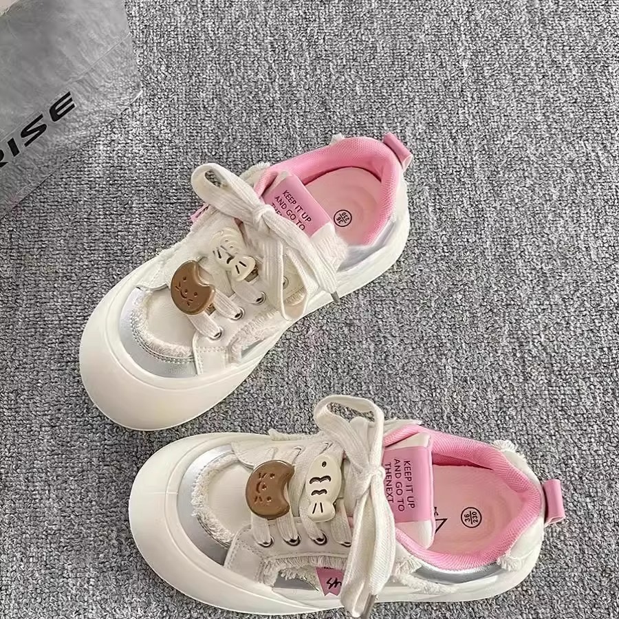 Designer casual shoes Thick-Soled Chic Niche Sneakers for Women 2025 New Spring Versatile Dopamine Casual Bread Shoes