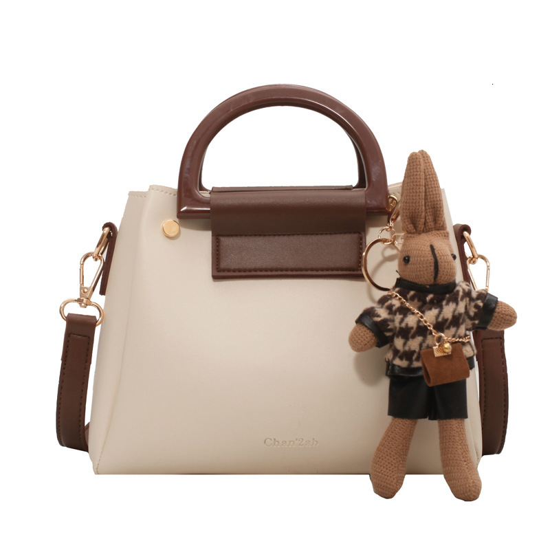 2025 trendy and fashionable women's multifunctional crossbody bag designer comes out with a shoulder bag for women