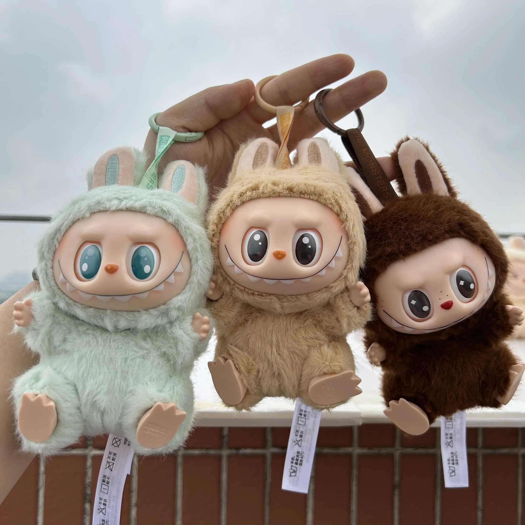 Labubu The Monsters Vinyl Face Doll -Moving aron Doll Blind Box Bag Decoration KeyChain Kid Xmas Gifts 1 1 Mystery Box X250528