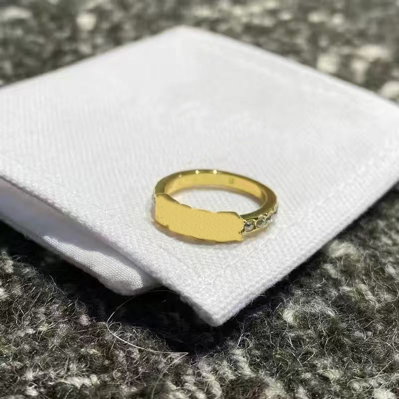 Letter Diamond Ring Women designer rings Luxury gift high quality 18K Gold rings Stainless rings for wedding party titanium rings A1
