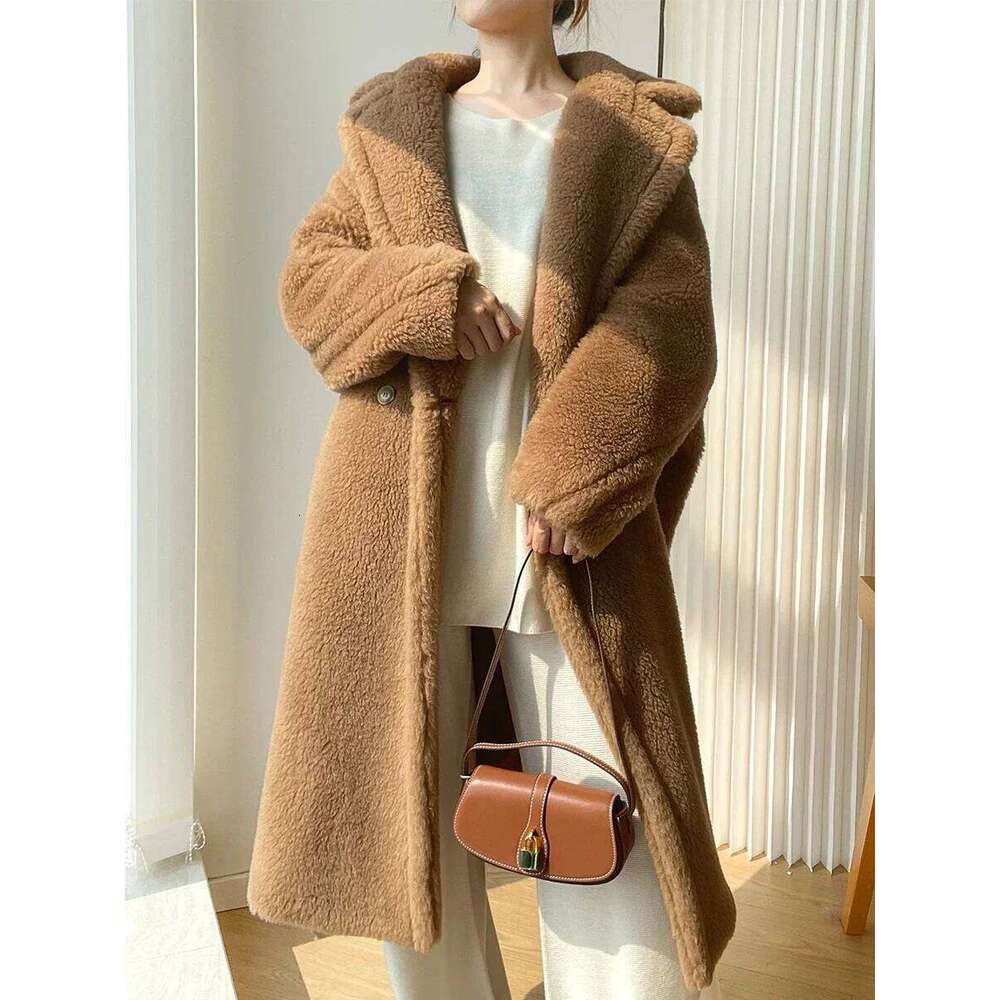Winter Bear Women's Alpaca High-End Profile Mid-Length 2025 New Teddy Women Fur Camel Coat