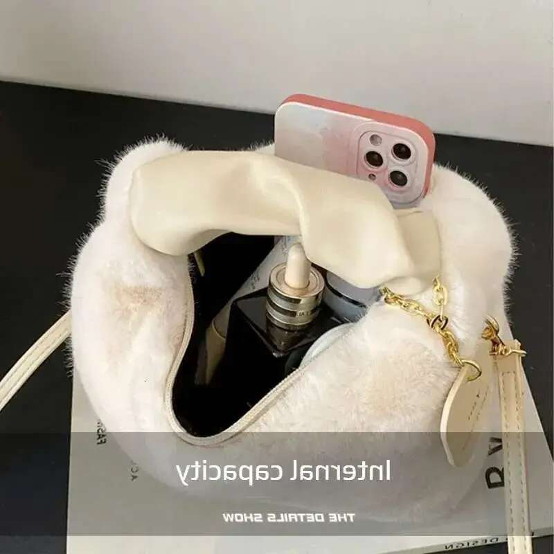 Faux Fur Plush Handbags Ruched Handle Small Lady Shoulder Crossbody Bag Casual Tote Half-Moon Hobos Winter Bags for Women