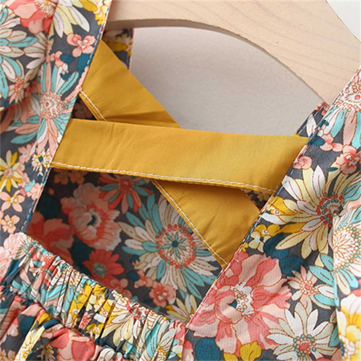 Baby Girl Beach Outfit Baby Sweet Floral Cross Over Short Sleeved Cotton Loose Fitting Dress For Summer Wear X250528