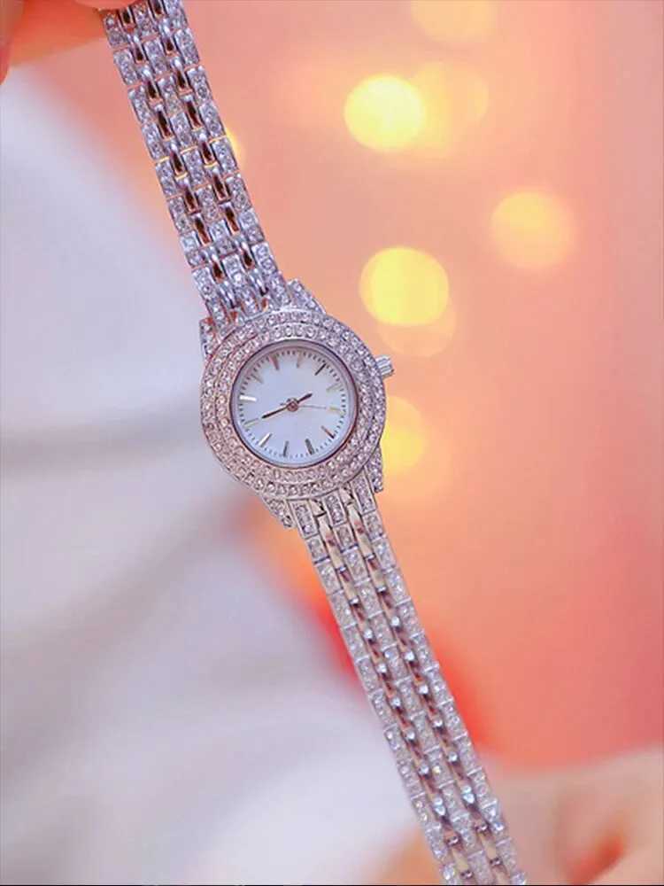 3PCs Womens Sparkling Round Diamond Band Quartz Watch+Bracelet Combination Set XJ250527