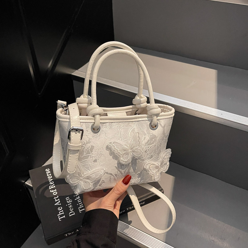 Women's Handbag Free Shipping Designer Bag New Fashion Embroidery Bag 2025 Spring/summer New Chinese Style Lace Bucket Bag Versatile Crossbody Ba