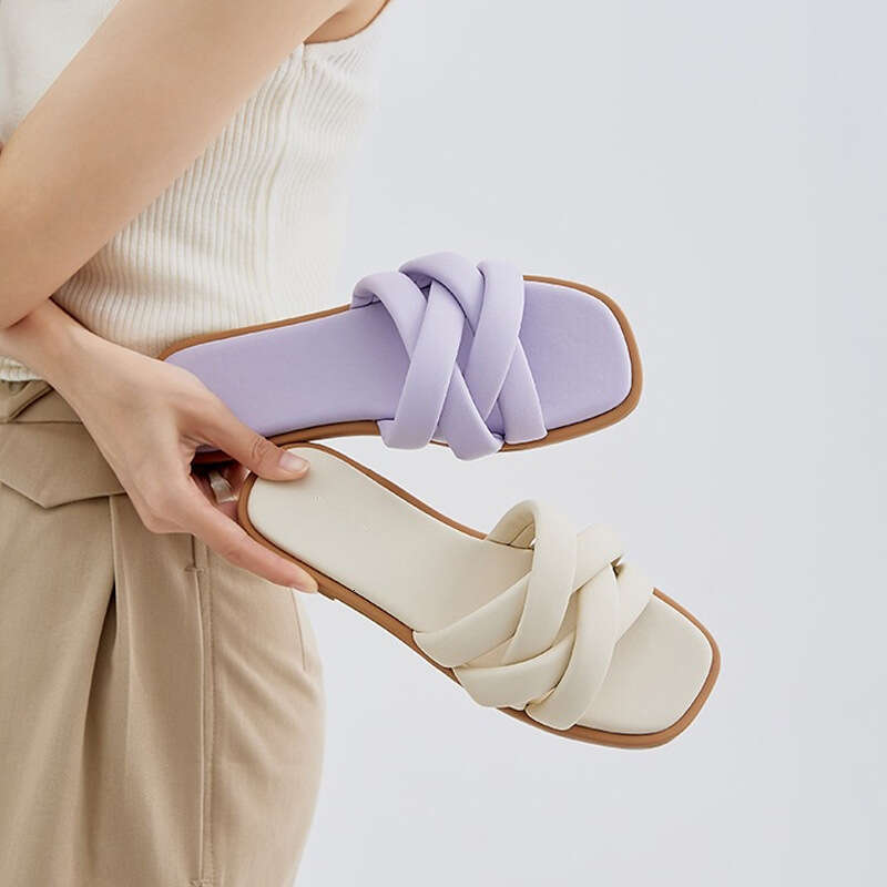 Women's Summer Outdoor Slippers 2025 New Genuine Leather Flat Woven Strap Sandals Fairy Versatile Beach Shoes