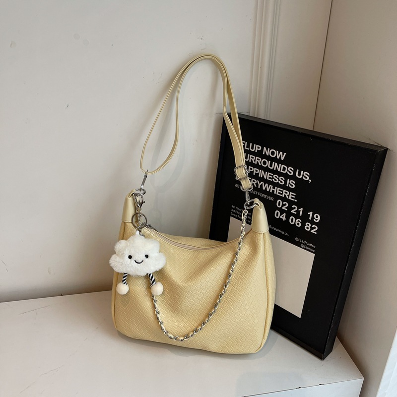 Women s armpit bag new large fashion capacity Korean style handbag for spring and fashion summer office commuting shoulder bag designer women s crossb