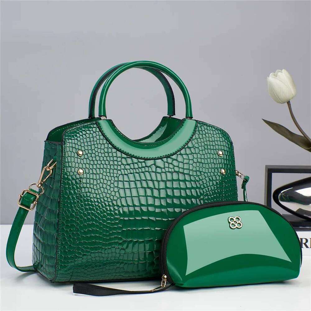 Manufacturer Wholesale Women Fashionable And Versatile Crocodile Patterned Elegant Large Capacity Single Shoulder Crossbody Bag