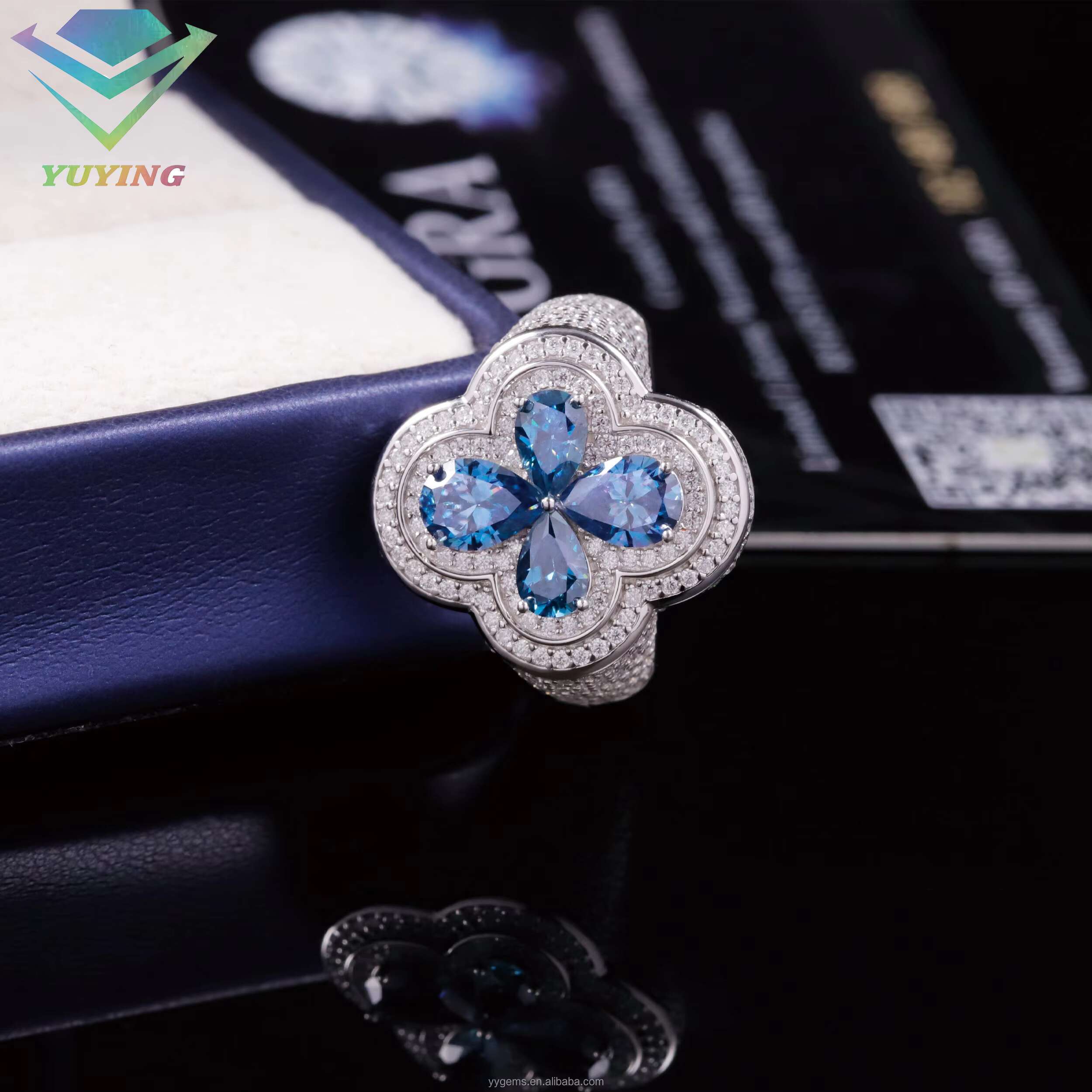 Fashion Clover Blue Mossanite Ring Fine Jewelry 925 Sterling Silver Hip Hop Ring for Men Women VVS Moissanite Diamond Cuban Ring