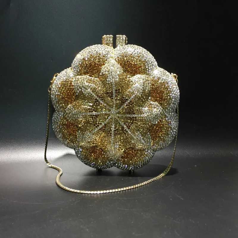 Celebrity High Luxury Handmade Diamond Embedding Exquisite 3D Flower Bag Elegant Banquet Wedding Party Rose Bag M250528