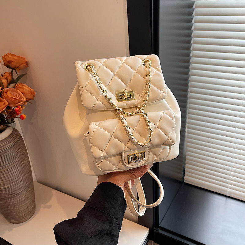 Free Shipping Designer Bag Summer Super Hot Niche Embroidered Thread Women's 2025 New Versatile Chain Exquisite Mini Backpack