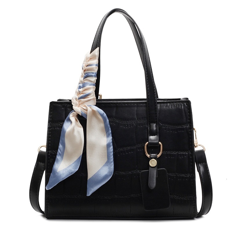 Top brand high-quality new free designer bag French handbag 2025 new high-end multifunctional commuting shoulder new free designer bag