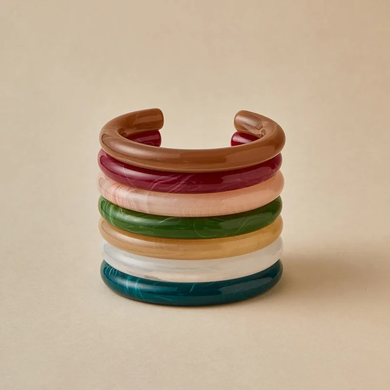 Color Simple Round Resin Bangles For Women Fashion Party Jewelry Acrylic Open Accessories Gifts 250517
