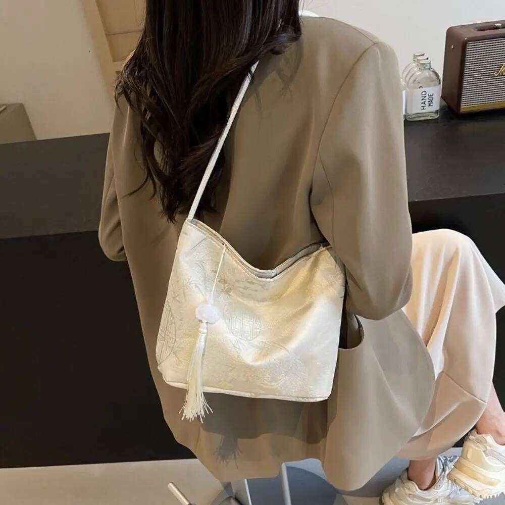 Trendy New Chinese Style Shoulder Retro Portable Women Handbags Large Capacity Bucket Messenger Bag