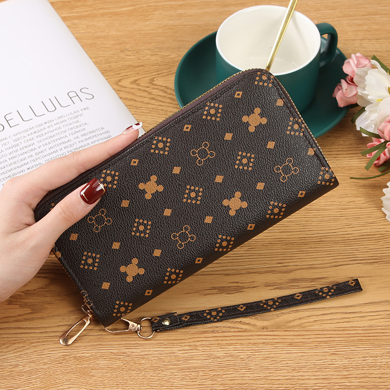 Free Shipping Designer Wallet 2025 New Women's Long Handbag With Multiple Card Slots Zero Wallet Zipper Mobile Phone Bag ID Clip
