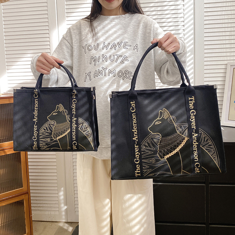 Luxury Brand Designer Bag Large Capacity Tote Bag For Women 2025 New Spring Class Pass Diagonal Cross Handheld Canvas Bag, Thick And Waterproof