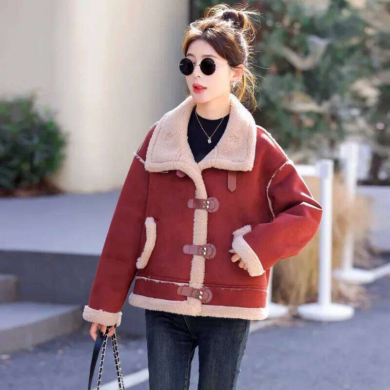 Women's Short Thickened Winter Jacket Fur Leather Integrated Lambskin Deer Veet Simulation Small Size Outerwear Coat