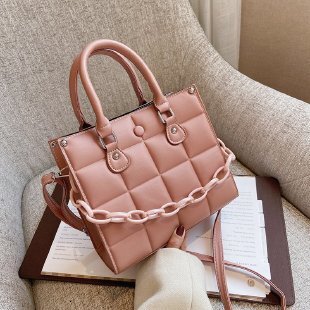 Spring and summer new texture women's bag new fashion simple crossbody bag new personalized handheld bag solid color designer style single should