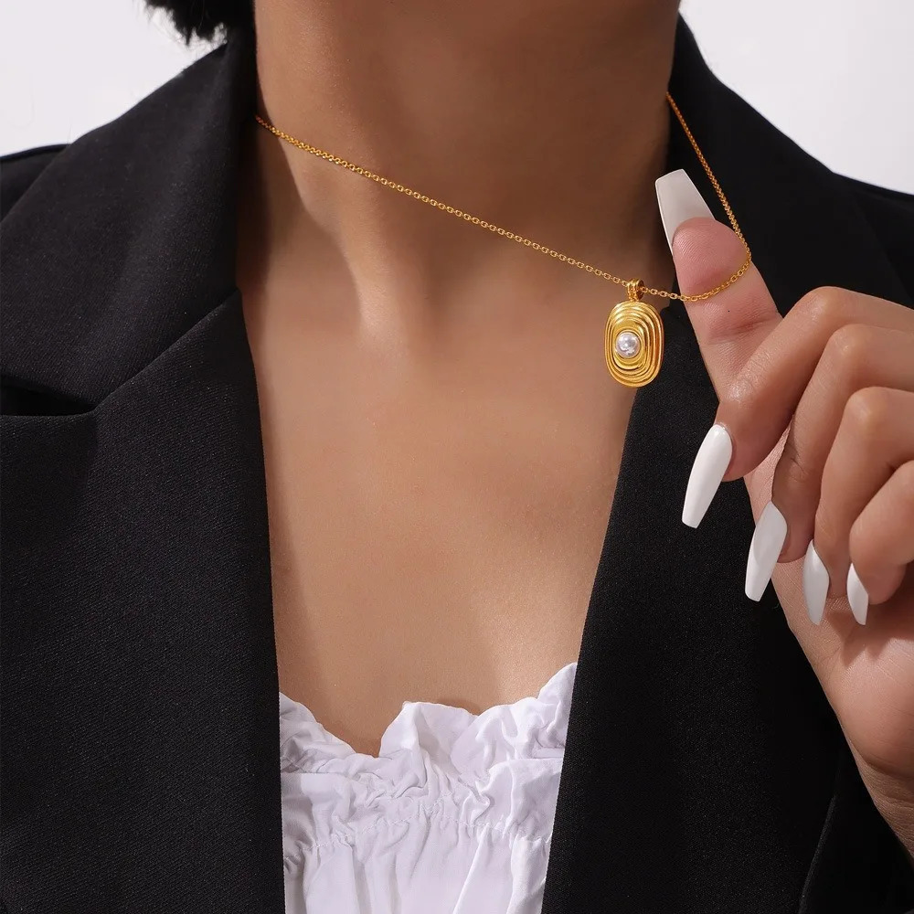 Fashion Necklace Stainless Steel Geometric n Multi Layered Pendant with Pearl Beads Light Style Jewelry for Women 250522