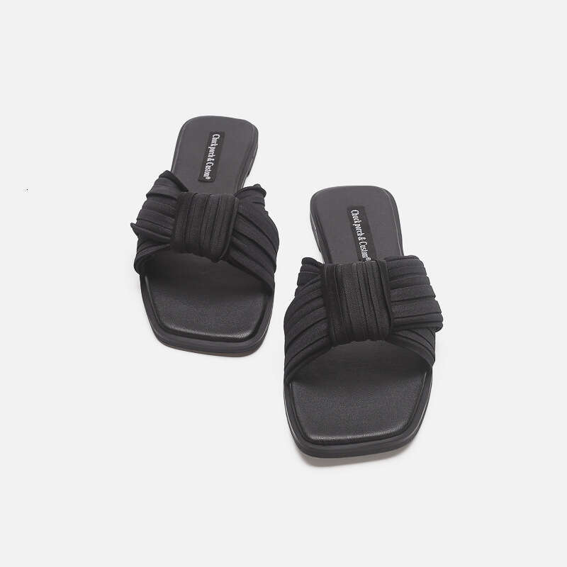 2025 New Summer K Fashion Beach Vacation Square Toe One-Strap for Women Outdoor Pleated Flat Sandals
