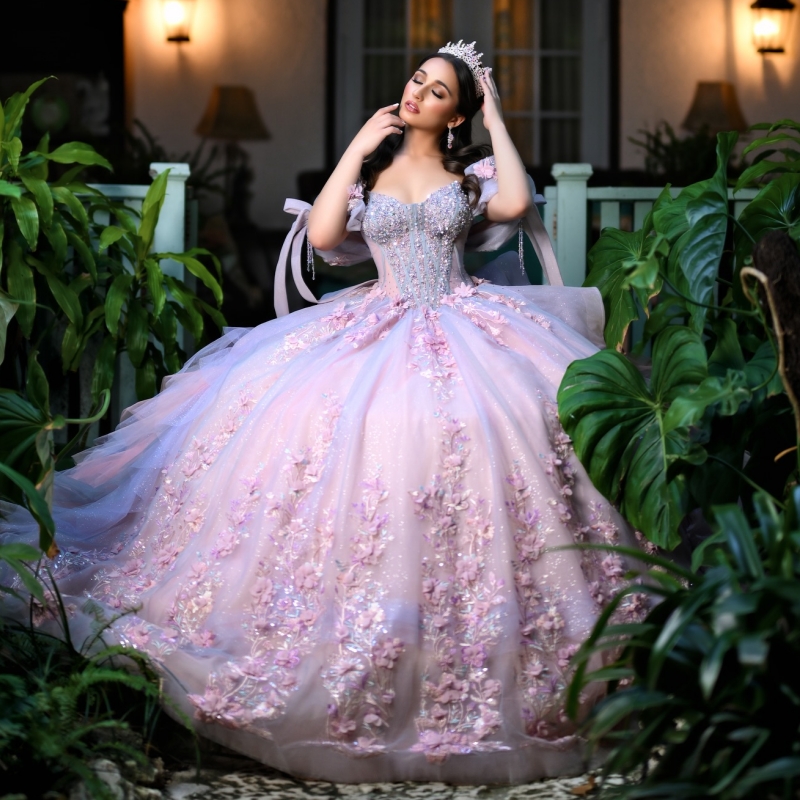 Pink Lavender Quinceanera Dresses Off Shoulder Ball Gown Sweet 16 Dress Beading Crytal Applique Flower Tull Birthday Party Vestidos 15 Anos