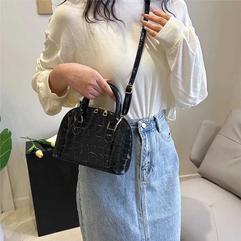 Retro Shoulder Bag Fashion Pu Leather New Womens Bag Waterproof Odile Pattern Versatile Crossbody Bag Hand Bags for Women Y250528