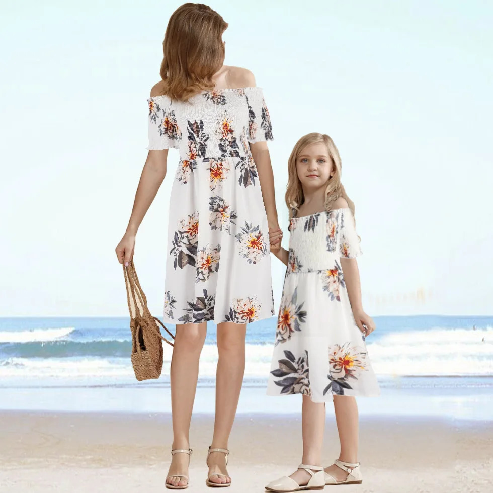 Girls Summer Dress Korean Mother And Daughter Matching Look Causal Holiday Our First Mothers Day Family Matching Outfit 250528