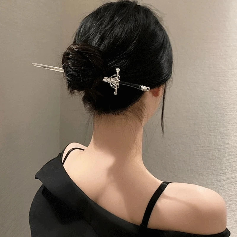 Chinese Punk Metal Sword Hairpin Simple Hair Sticks for Women Diy Hairstyle n Tools Accessories Drop 250519