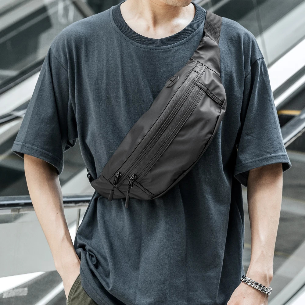 Men Chest Bag Anti-theft Zipper Multifunction Crossbody Bag Waterproof Short Trip Fashion Lightweight Bag with Headphone Hole 250526