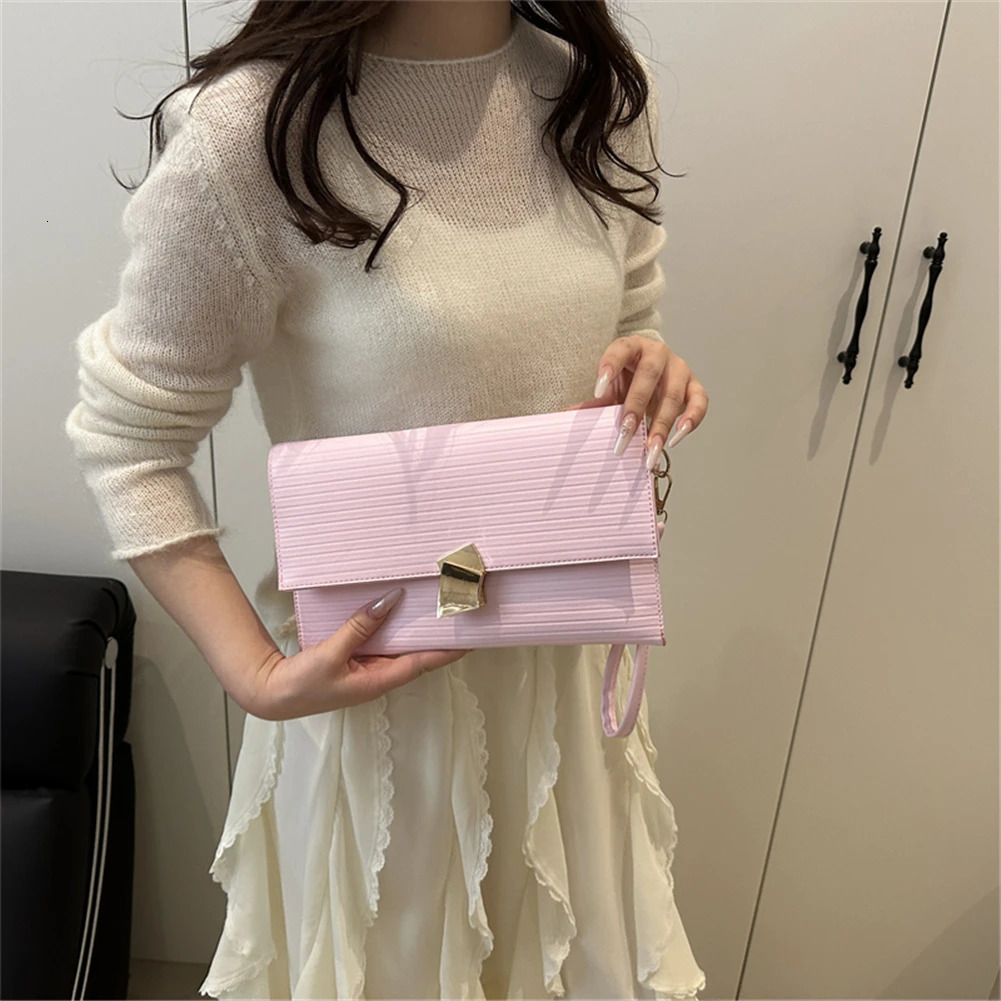 Wristlet Purse Cute Envelope Clutch Bag Summer Clutch Wallet PU Leather Makeup Pouch Fashion Phone Pocket for Women 250526