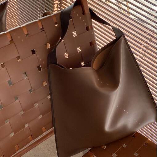 2023 New Genuine Leather Korean Style Tote for Women Simple Fashion Shopping Single Shoulder Large Capacity Bag