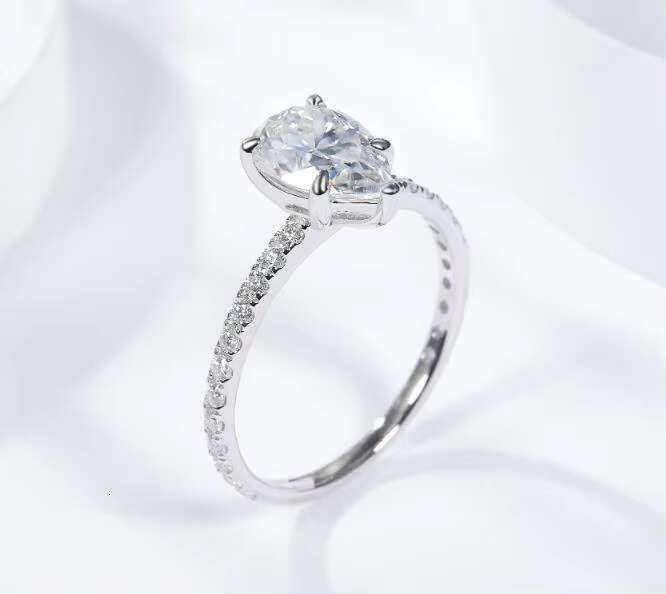 Pear Moissanite Ring GRA Pass Test Custom Pear 5x7mm VVS 925 Pear Moissanite Ring Engagement