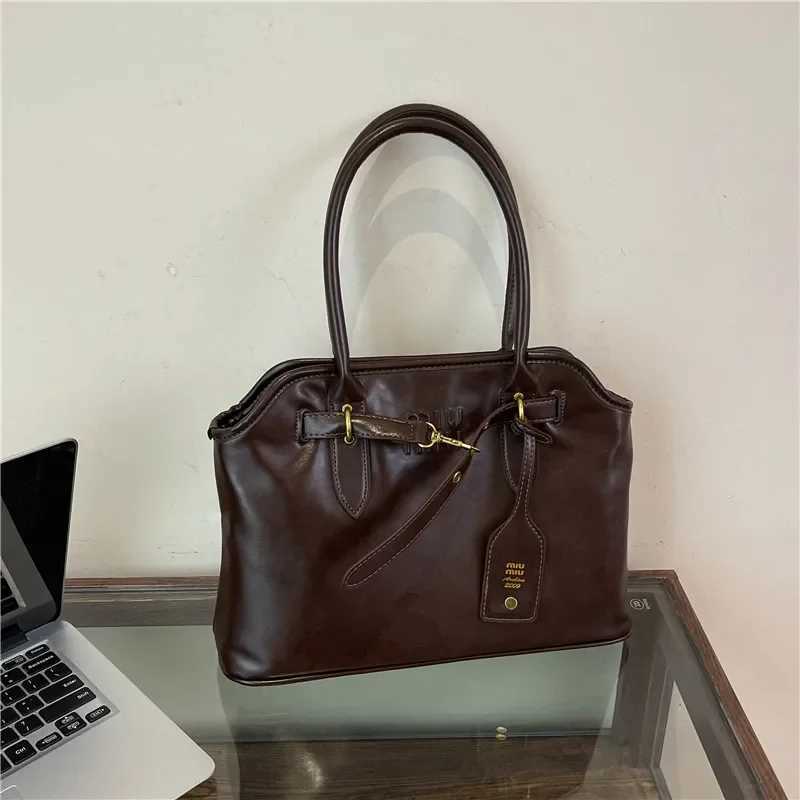 Popular Classic Elegant Designer Leather Hand Bags Women Ladies Luxury Hand Bags Big Capacity Messenger Crossbody Bag Y250528
