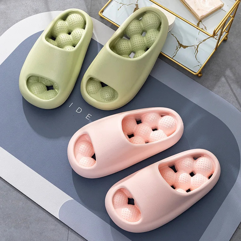 Gacimy Women Massage Slippers Indoor Non-slip House Bath Shower Slipper Comfort Soft Cloud EVA Slides Thick Sole Beach Shoes 250523