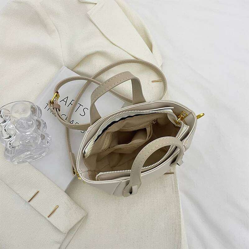 Women's Designer Chest 2022 Shoulder Brand Crossbody PU Waist Bag Fashion Handbag And Purse Female Clutch