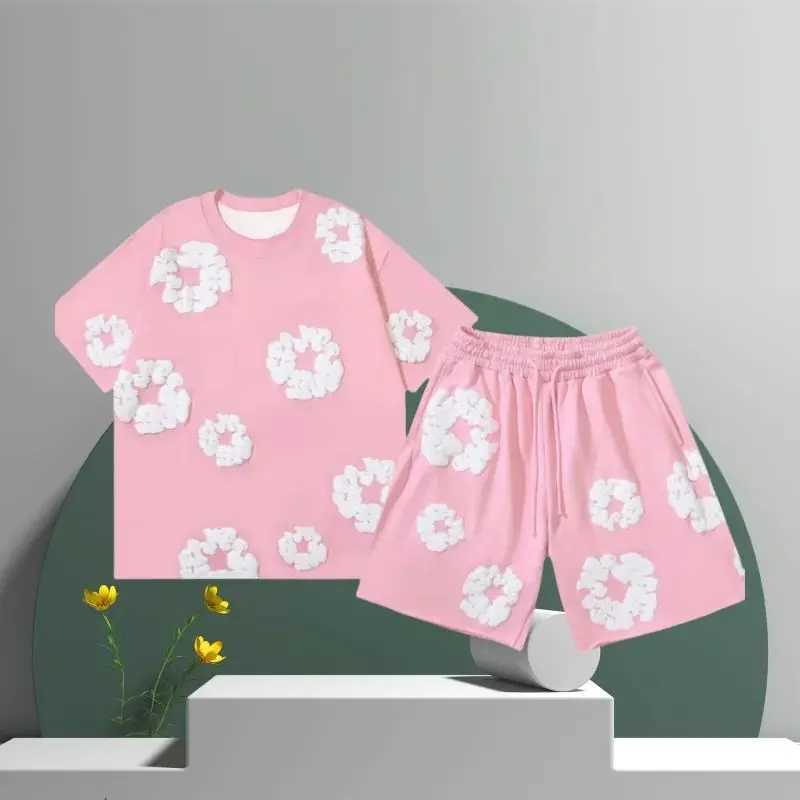 The 2025 summer new mens set is a casual American 3D printed flower pattern vacation outdoor casual fashion set made of polyest X2505281