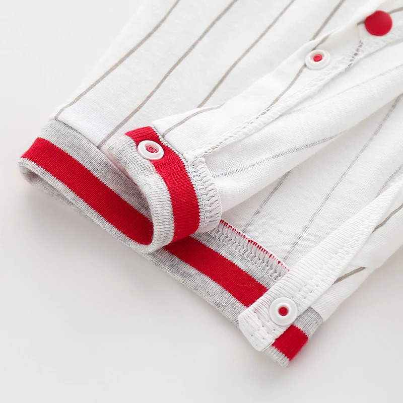 Summer baby boy jumpsuit born baby jumpsuit pure cotton baseball uniform short-sleeved breathable crawling suit 250528