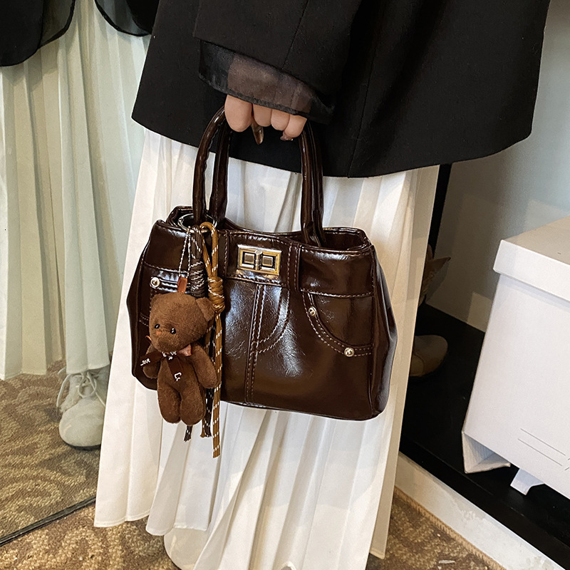 Free Shipping Designer Bag New High-end Tote Bag Niche Western-style Versatile Popular Single Shoulder Crossbody Bag Fashionable And Simple Handbag