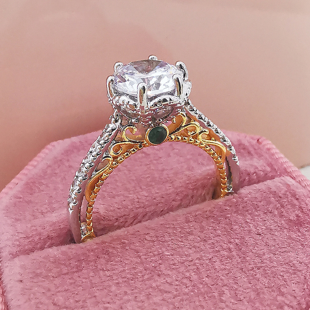 2025 Choucong Vintage Jewelry 10KT White Gold Fill Round Cut 5A Cubic Zircon CZ Diamond Emerald Party Elegant Women Wedding Crown Band Ring For Lover 