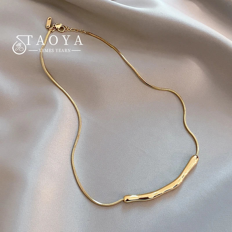 European and American Fashion Simple Stainless steel Gold Color Collarbone Chain For Womens Short Necklaces Jewelry 250519