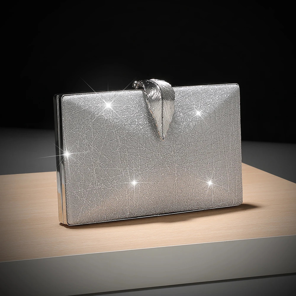 Fashion Vintage Metal Leaf Lock Hand Bag Party Gift Clutch Bag Ladies Wedding One Shoulder Silk Evening Bags 250526