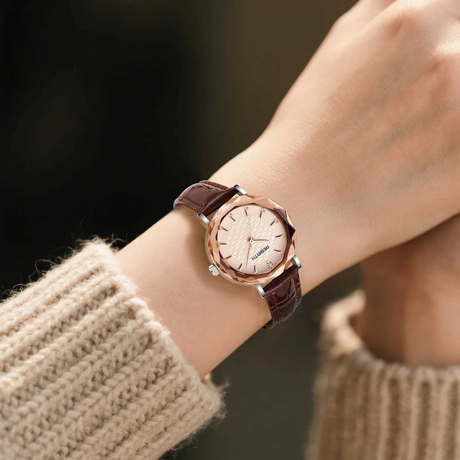 Ladies Fashion Simple Business Versatile Quartz Watch Round Surface XJ250527