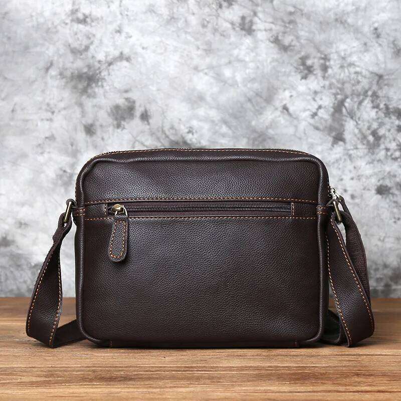 Retro Handmade Leather Men's Shoulder First Layer Cowhide Crossbody Messenger Casual Trend Men 8 Inch Ipad Bag NZPJ