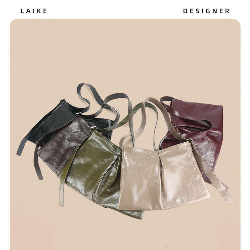 Autumn Winter New Large Capacity Tote Commuter Versatile Simple Underarm Top Layer Oil Wax Genuine Leather Women's Bag