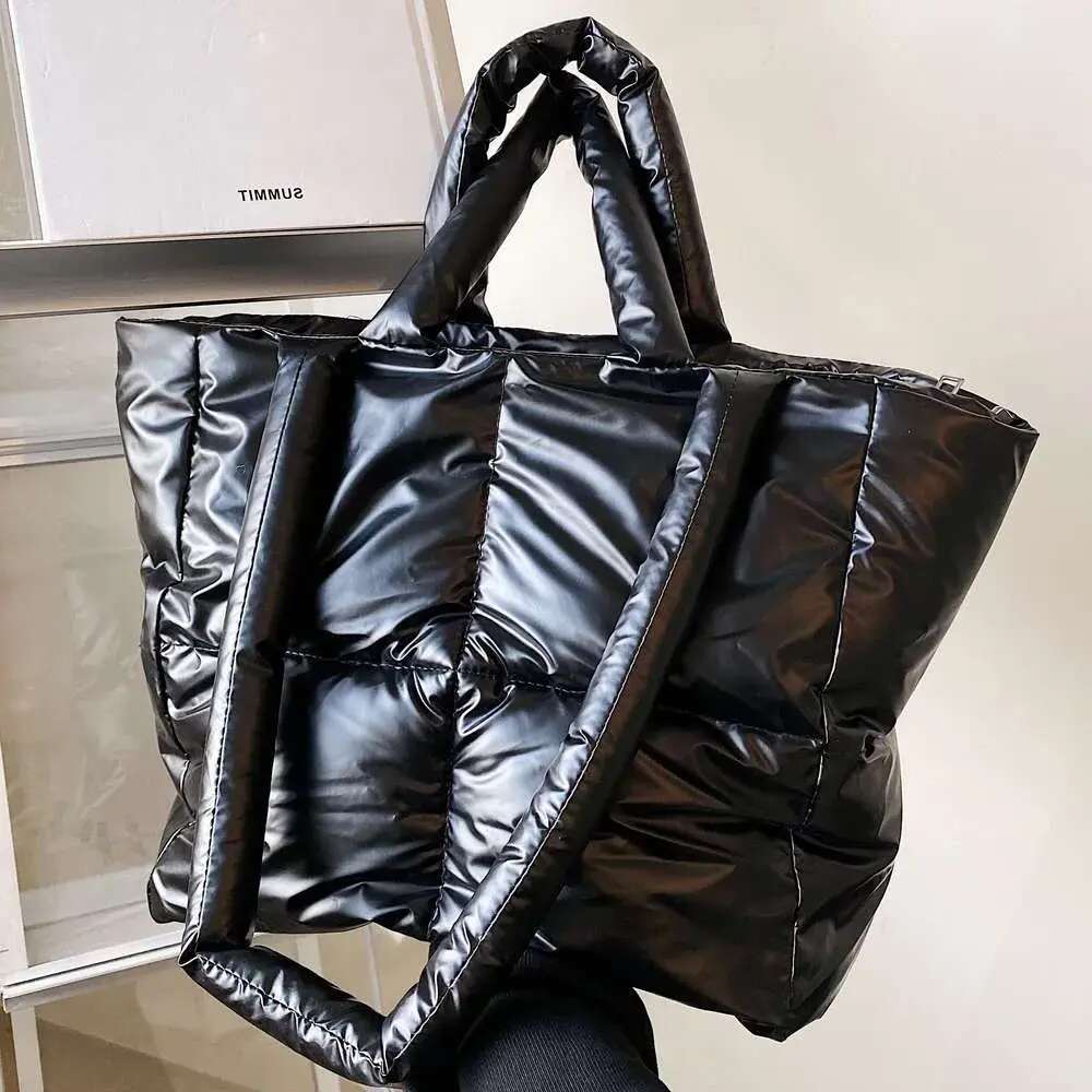 Chic Soft-Quilted Tote Bag | Durable and Roomy Women's Accessory